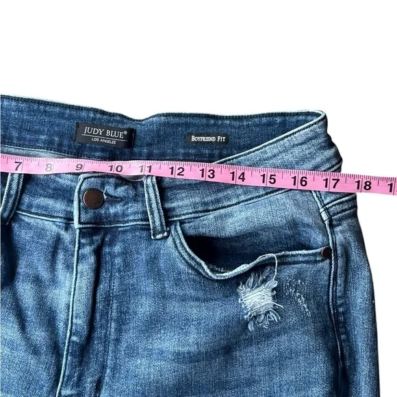 Judy Blue Distressed Boyfriend Fit Jeans - Picture 5 of 7